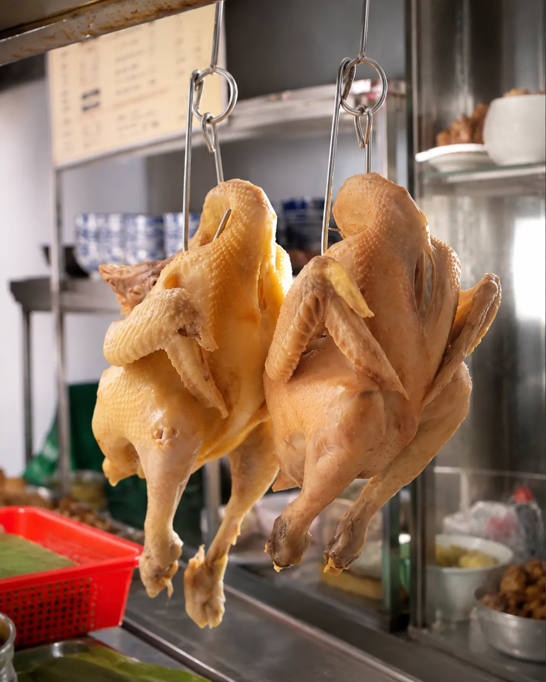 Gà luộc tại quán